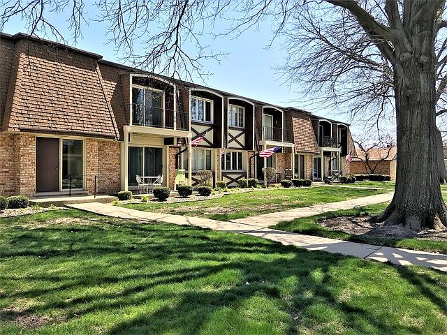 1st image of 12750 Carriage Ln APT G2
