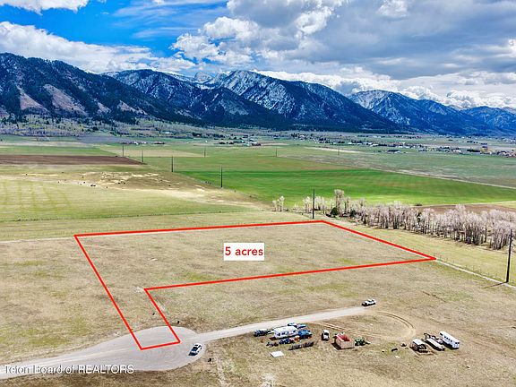 2nd image of 5 Northwinds Subdivision