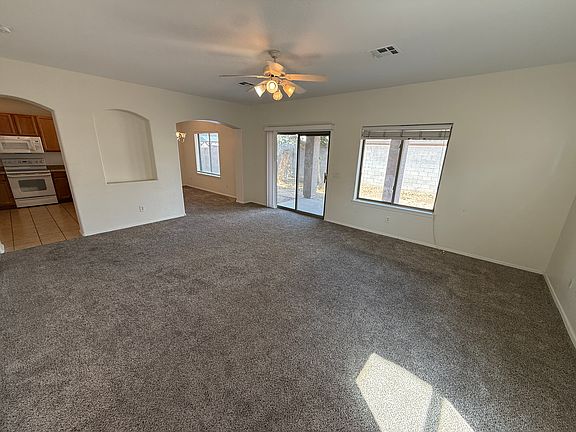 3rd image of 12083 N 66th Ave