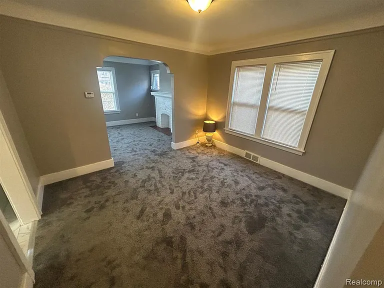 14716 Archdale St #1 — Photo 9