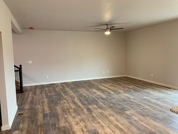 3rd image of 1400 60th Ave
