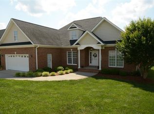 1221 Branson Dr, Graham, NC 27253