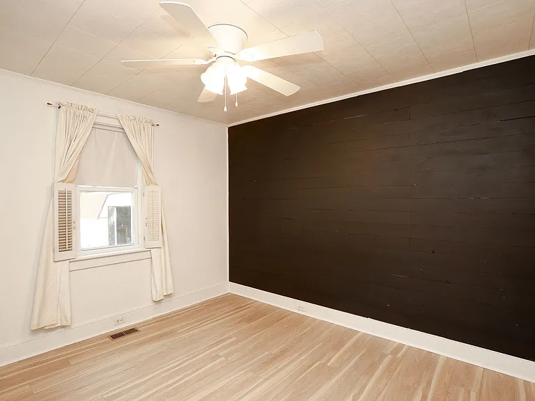 768 Mayfield Ave — Photo 22