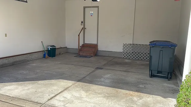 2 Car Garage