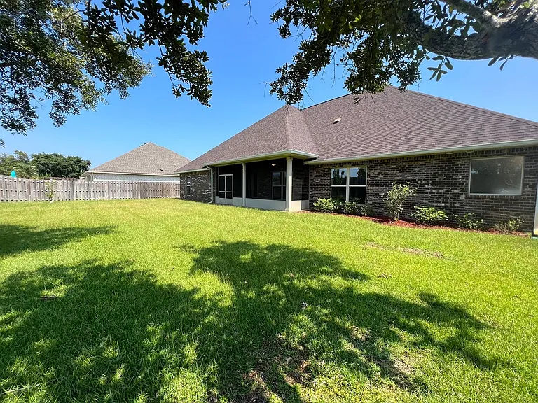 5148 Sandy Shores Dr — Photo 49