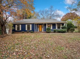 7912 Surreywood Pl, Charlotte, NC 28270