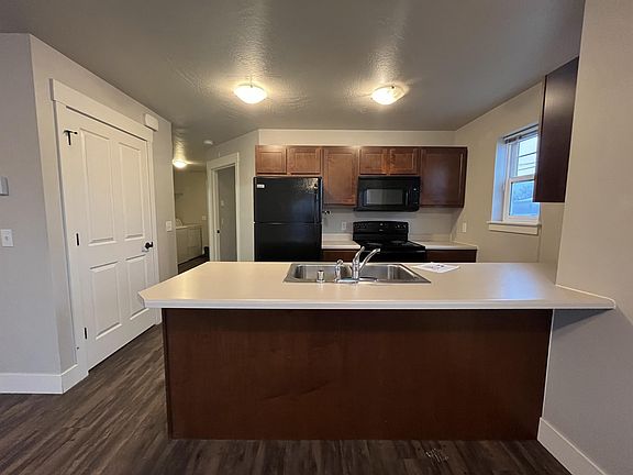 2nd image of 1725 S 3rd St W #15966595