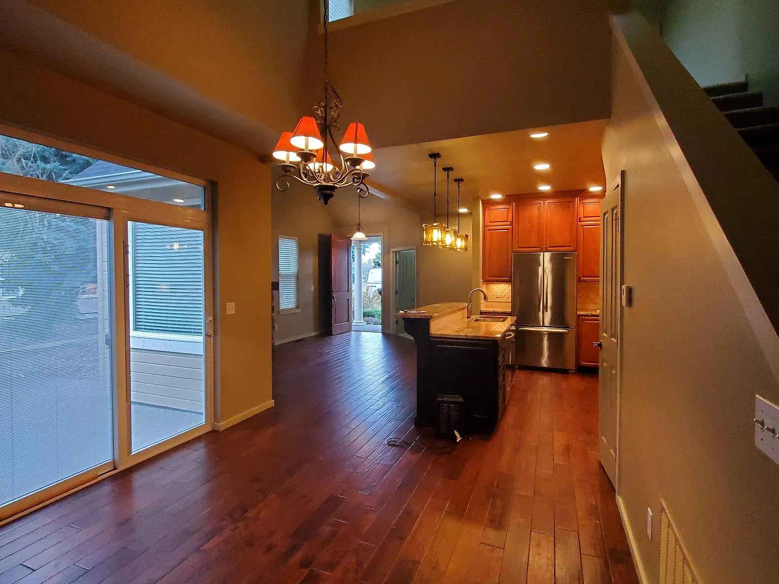 2 bed, 1680 sqft, $1,995 — Photo 3