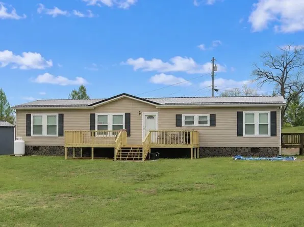409 Sky Valley Dr, Cabins, WV 26855