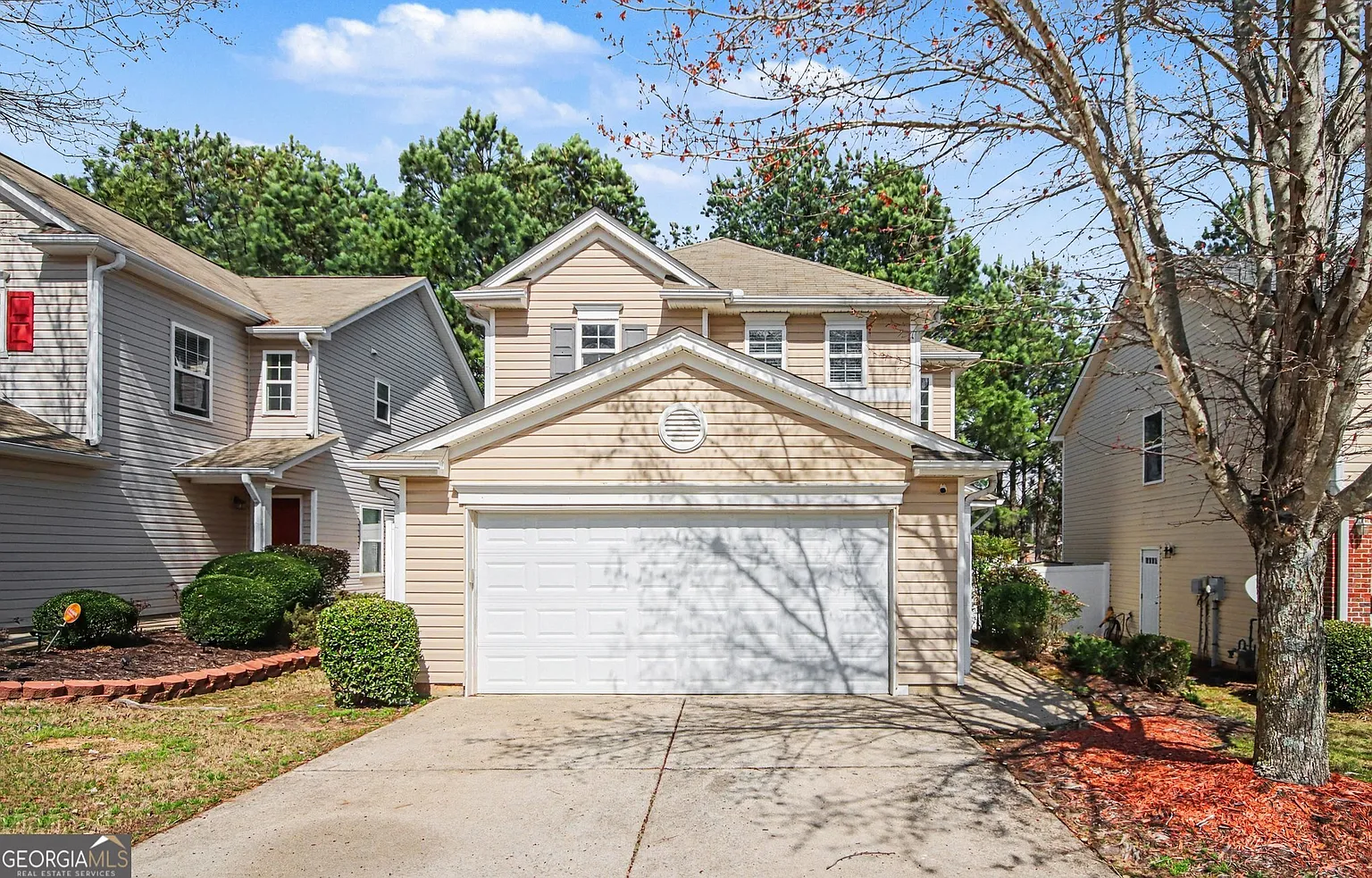 301 Silver Spring St photo 1