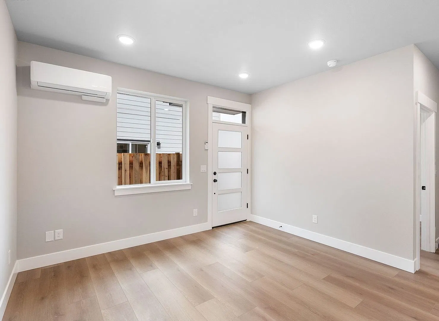 Beautiful New Construction 2-Bedroom Home with Private Fenced Yard and Designer Finishes — Photo 3