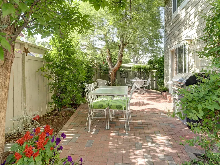 OUTDOOR PATIO
