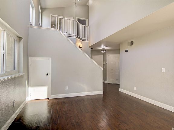 5th image of 4845 Wind Creek Dr