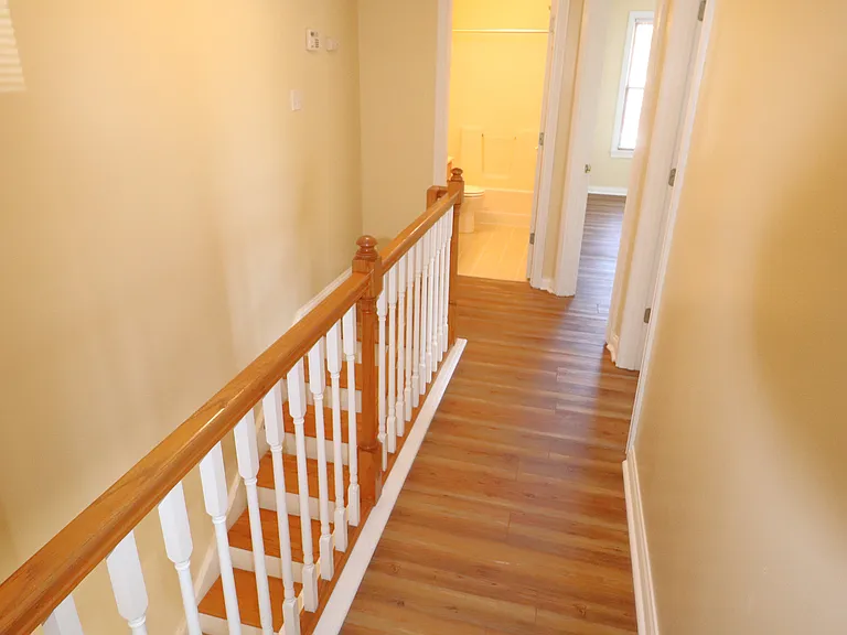 Beautifully Restored Townhouse — Photo 44