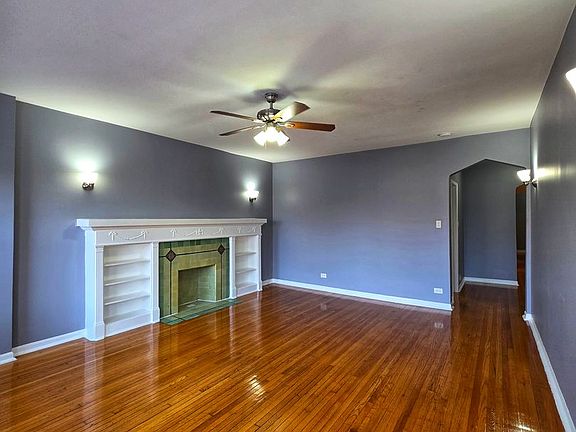 4th image of 7927 S Essex Ave #3