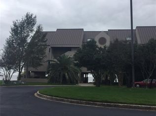 401 Mariners Is, Mandeville, LA 70448