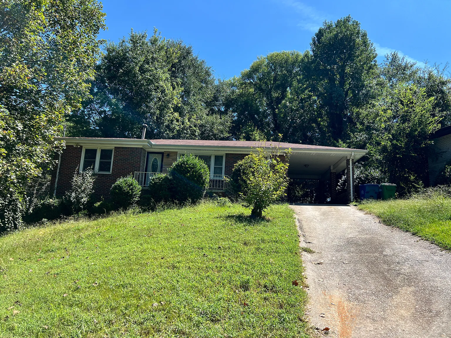 3 bed, 1.5 bath, 1070 sqft, $1,850 — Photo 1
