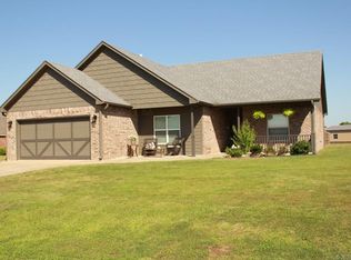 17022 Eagle Ct, Claremore, OK 74017