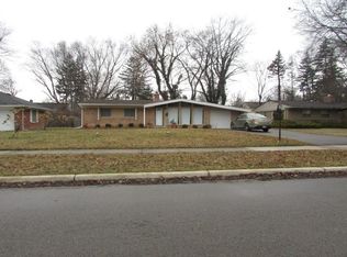 27391 Spring Arbor Dr, Southfield, MI 48076