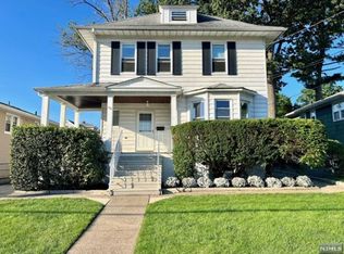 126 Jefferson Ave, Hasbrouck Heights, NJ 07604