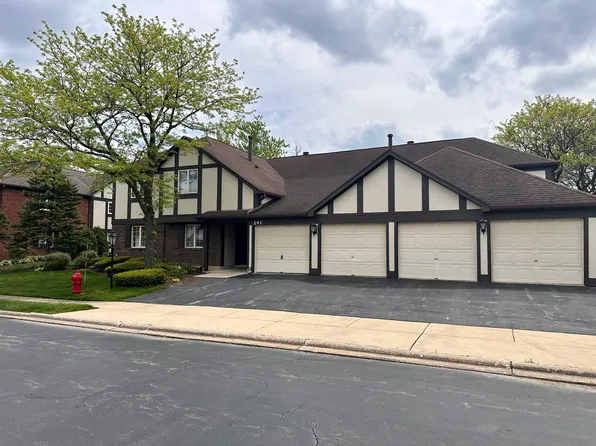 241 Stanhope Dr Unit C, Willowbrook, IL 60527