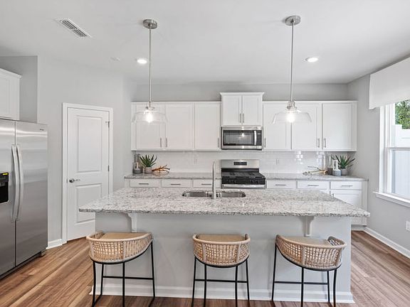 Kitchen with Large Island