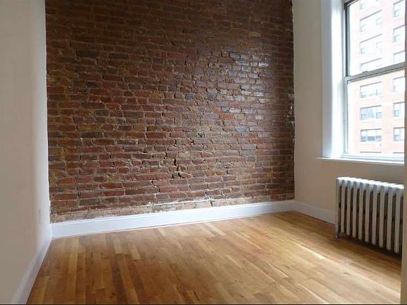 3rd image of 50 Horatio St APT 15