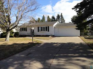 4522 Oneida St, Duluth, MN 55804