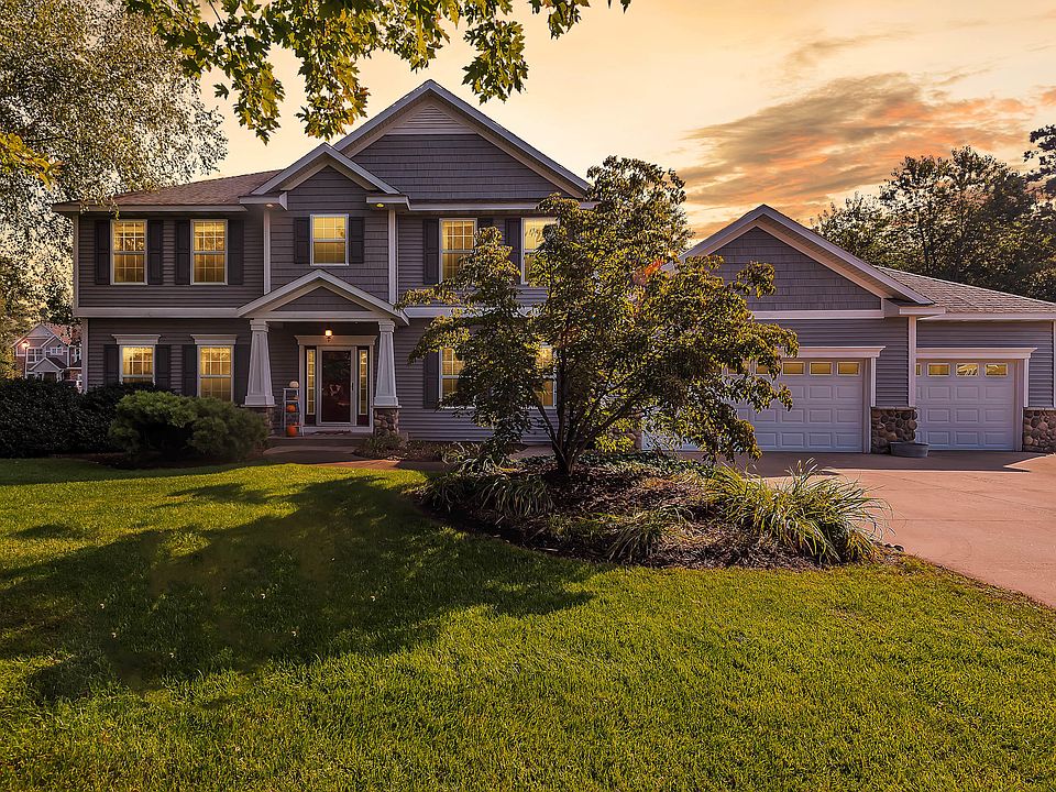 1st image of 9140 Winterberry Dr