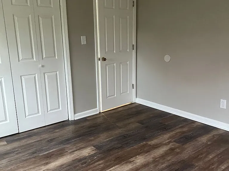 6059 Dickson Rd — Photo 8