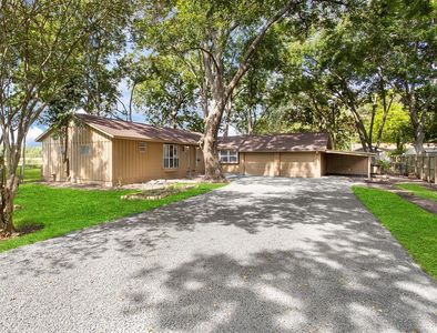 226 S 11th St, West Columbia, TX, 77486