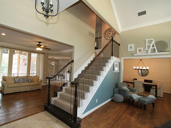 4th image of 1009 Canongate Dr