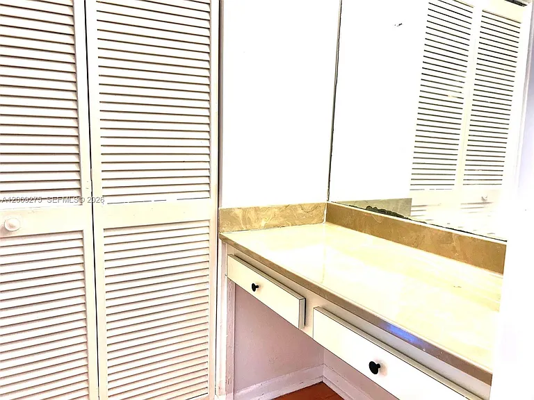 1761 Bayberry Dr — Photo 24