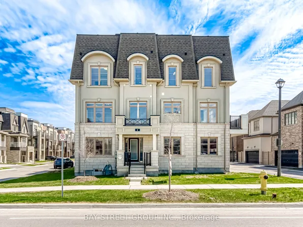1 William Shearn Cres, Markham, ON L6C 3J3