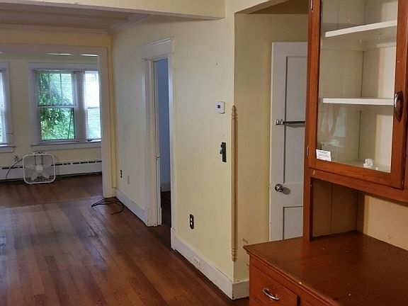 2nd image of 134 Sparta Ave