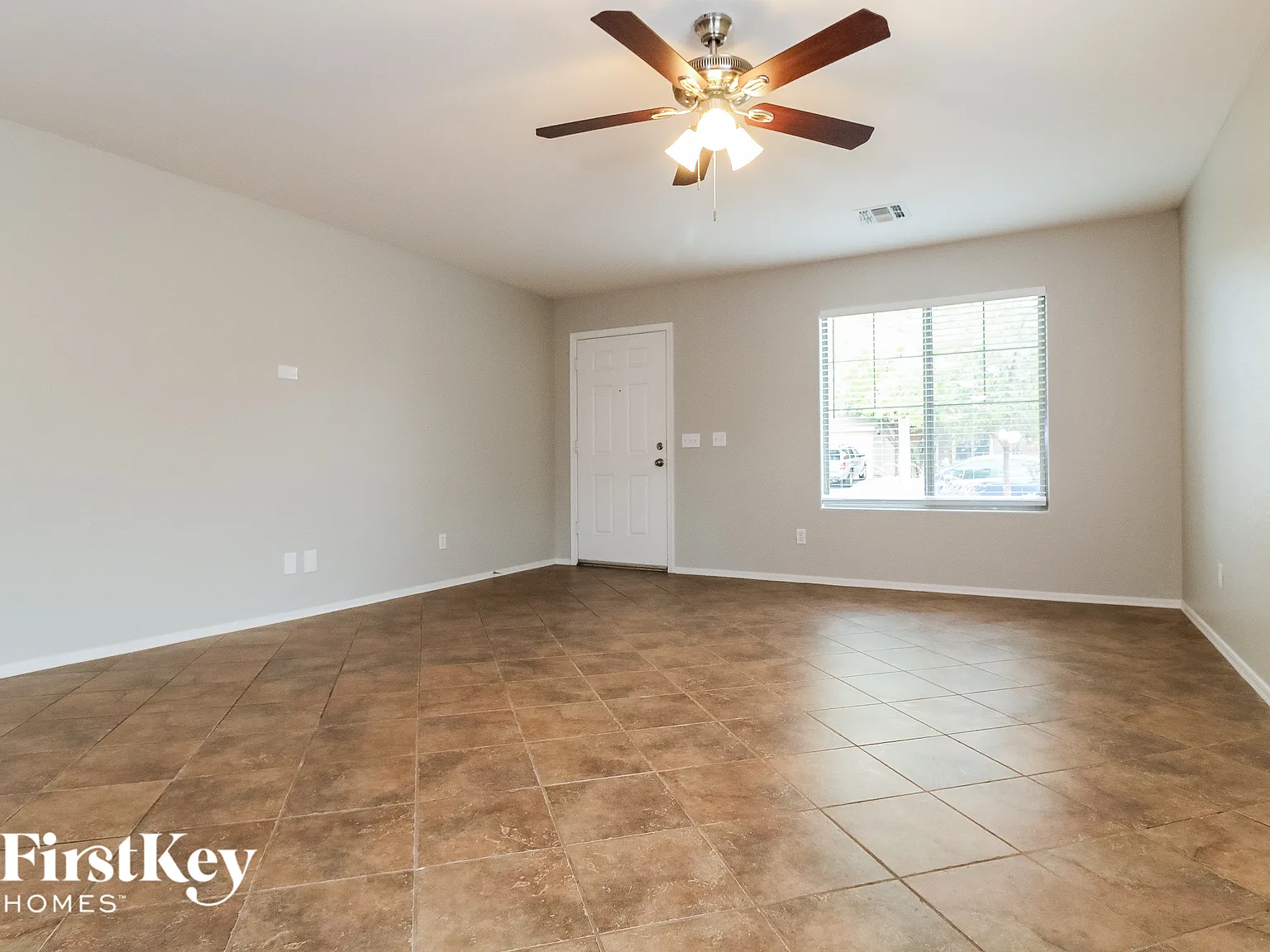 3 bed, 2.0 bath, 1406 sqft, $1,970 — Photo 3