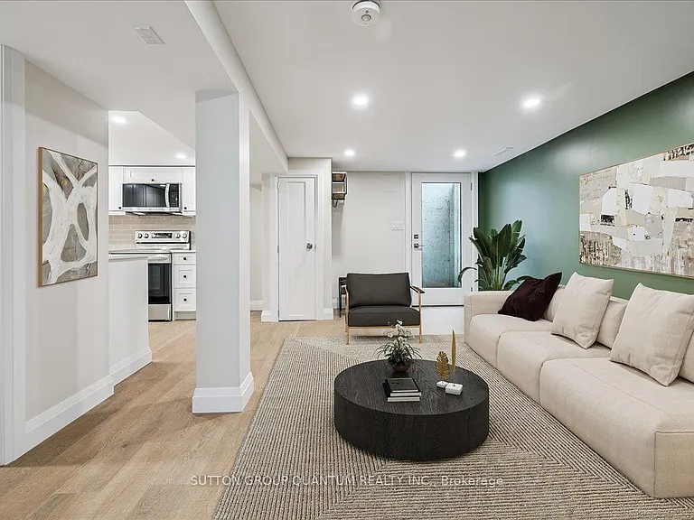 18 Pleasant Ave #2 — Photo 7