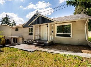 9893 132nd St, Surrey, BC V3T3S7