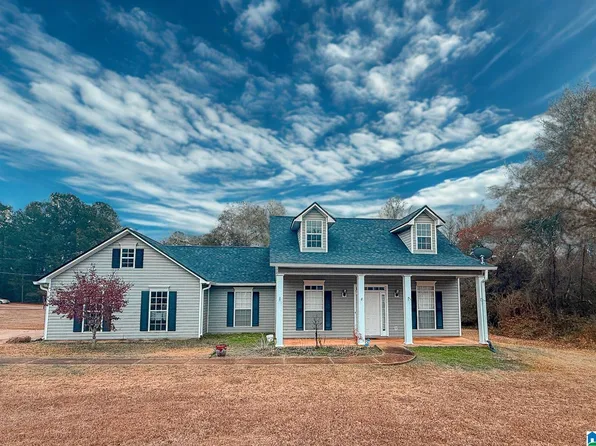 1801 3rd Ct SW, Lanett, AL 36863