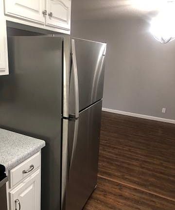 5th image of 567 Anita Dr