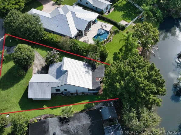496 SE Cardinal Trl, Stuart, FL 34997