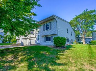 756 Sandhill Point Rd APT J, Hudson, WI 54016
