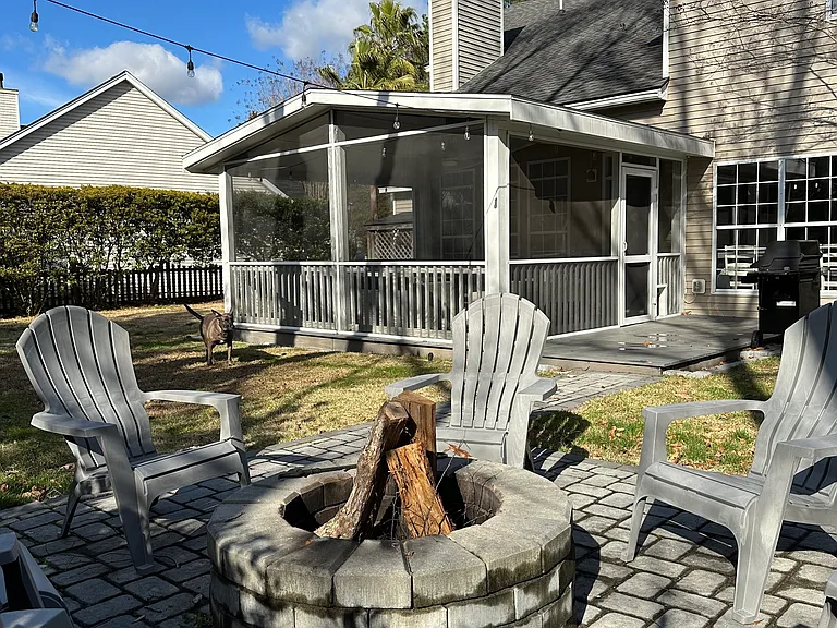 545 Pritchards Point Dr — Photo 24
