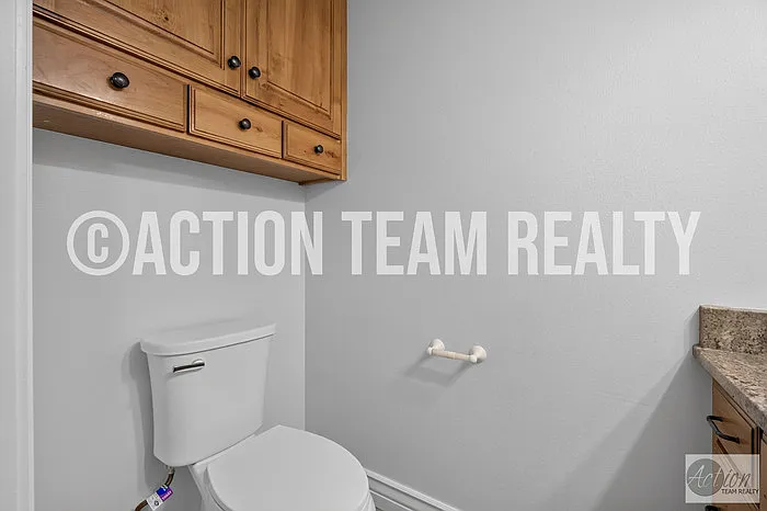 4511 W Windsor Cir — Photo 17
