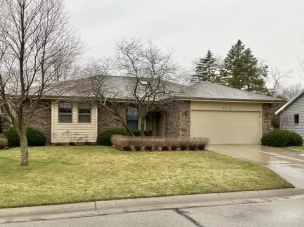 513 Westwood DRIVE, Sheboygan Falls, WI 53085