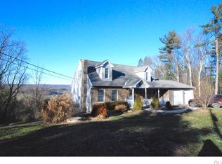 161 Turkey Ridge Dr, Kunkletown, PA 18058