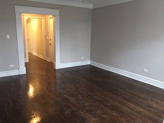 2nd image of 6029 S Eberhart Ave #3N