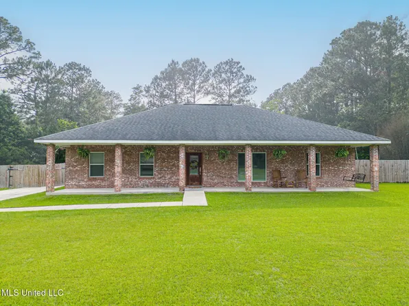 6811 Old Fort Bayou Rd, Ocean Springs, MS 39564