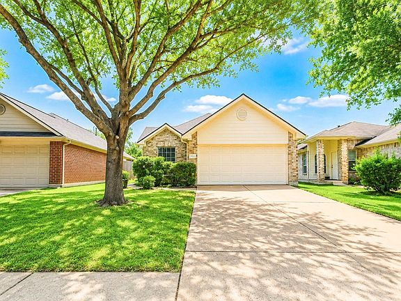 4th image of 20623 Baron Bend Ln