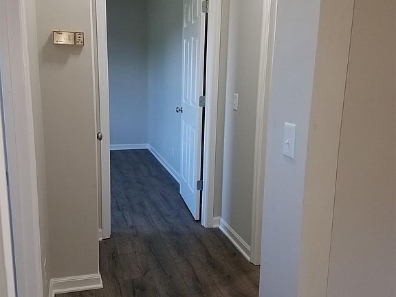 5th image of 4752 Lahr Rd